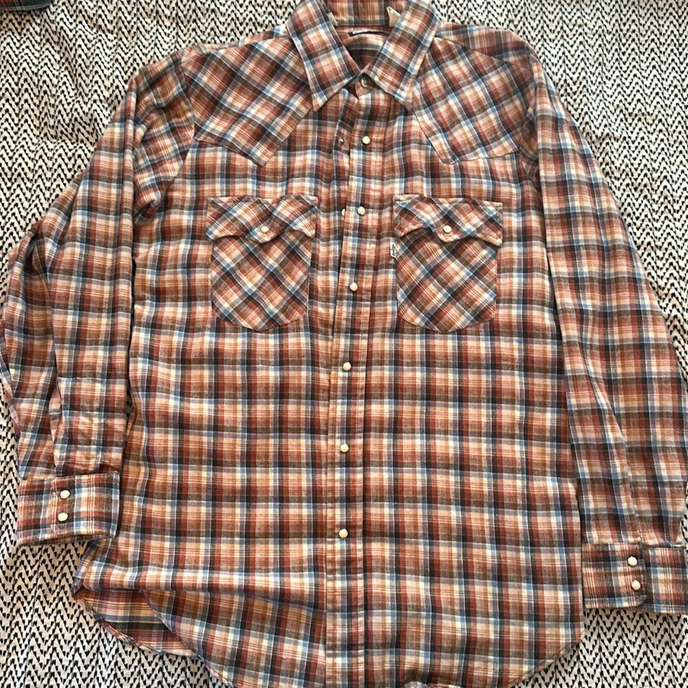 Vintage Levi’s pearl snap flannel